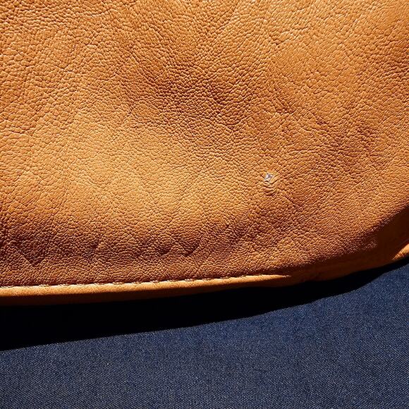 Jessica Simpson Yellow Leather Hobo Bag Purse Shoulder Tote Boho Slouchy Chic - Picture 15 of 16